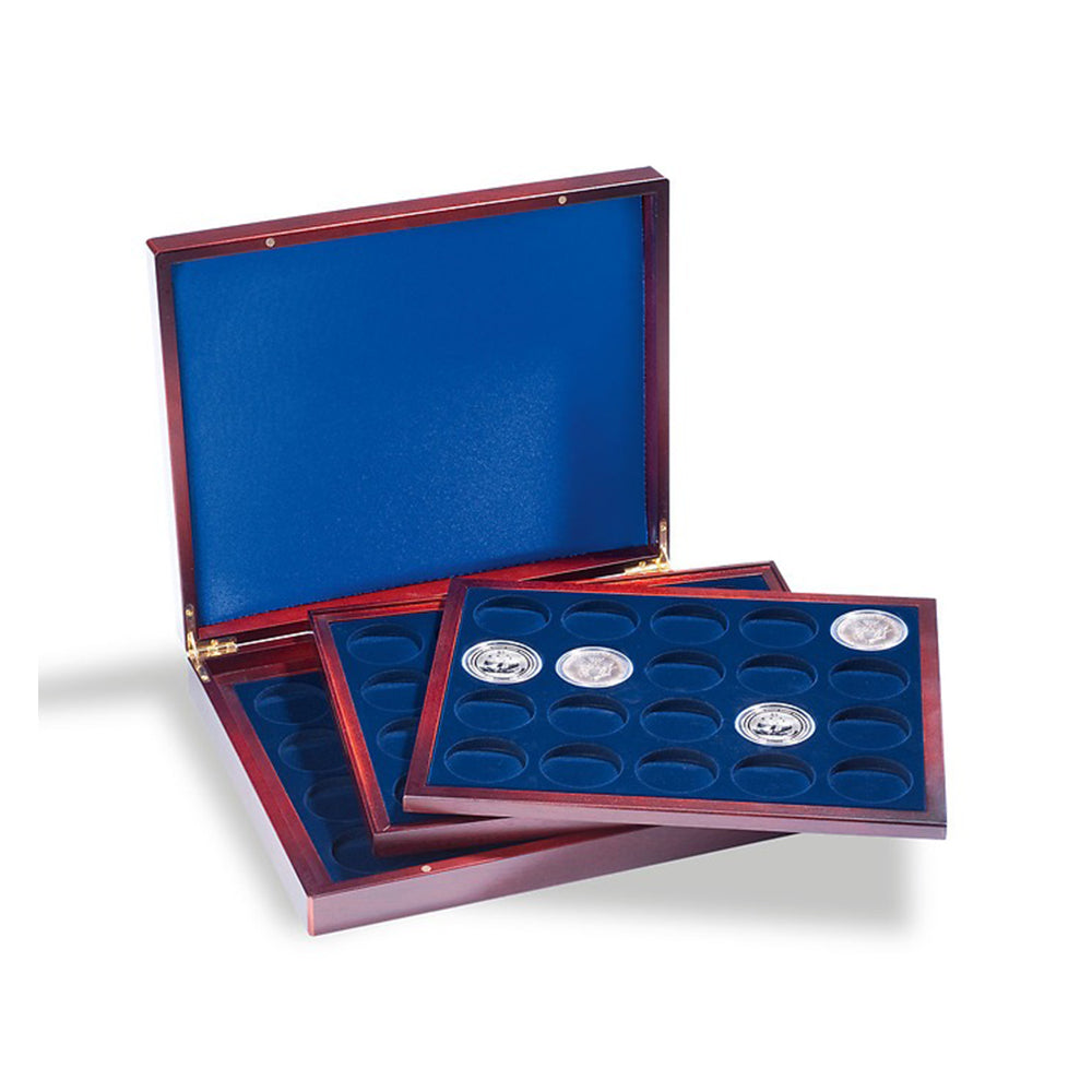 Coffret numismatique VOLTERRATRIO de luxe, avec chacune 20 pièces jusqu'à 41mm en caps.