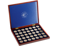 COFFRET NUMISMATIQUE VOLTERRA UNO DE LUXE, POUR 35 PIÈCES JUSQU'À 26 MM Ø EN CAPSULES - pieces-et-monnaies.com